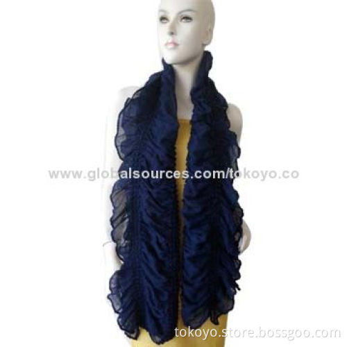 Ruffled scarf with yarn dye, made of poly and viscose, spandex, plain color